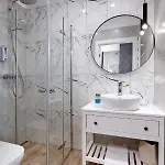 Długa 18 Premium Z Balkonem *