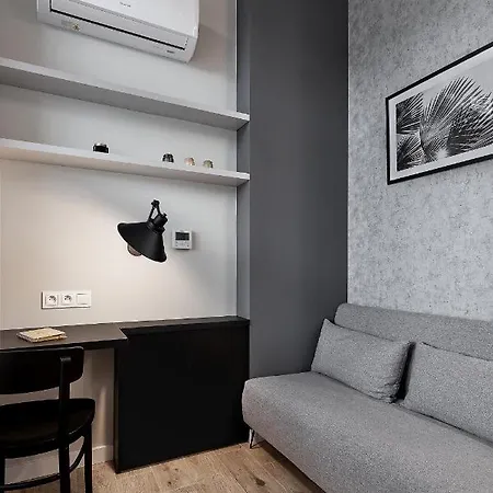 Apartament Dluga 18 Premium Z Balkonem